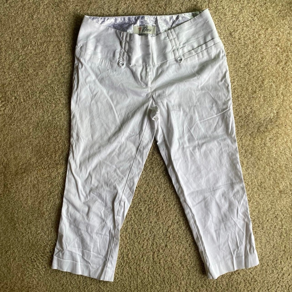 Guess White Capri Pants size Wide Waistband size 26 Cotton blend white capris